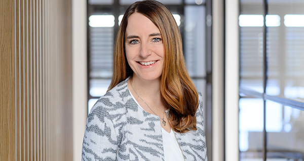 Autentic Distribution: robust factual slate