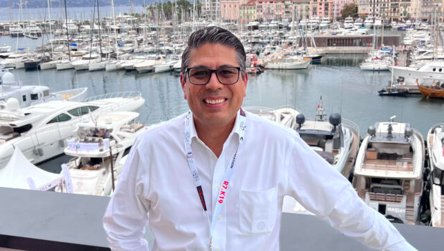 eSteno fortalece su presencia internacional