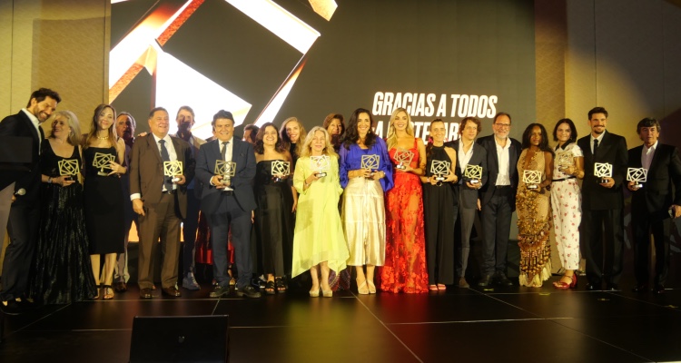 Premios Produ 2025: glamour, nostalgia y presente, combinados