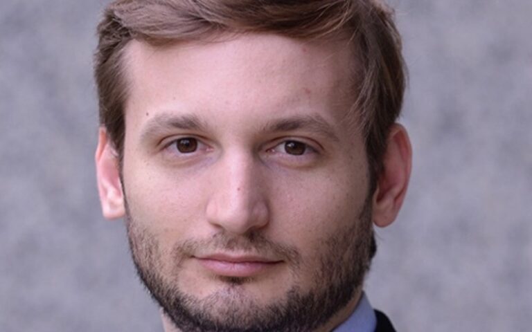 Globo expande su marco de acción