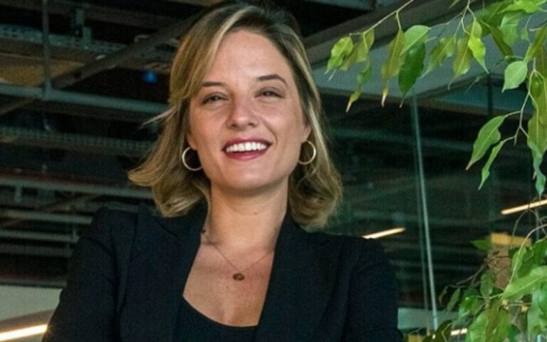 OGM: romance épico en Deep in Love